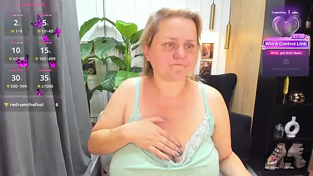 Snapshot of ScarlettSoft chatting on 06-29-26, 05:47 ScarlettSoft online show from 06-29-26, 05:47