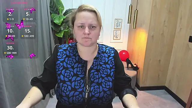 ScarlettSoft online show from 10-31-25, 05:37