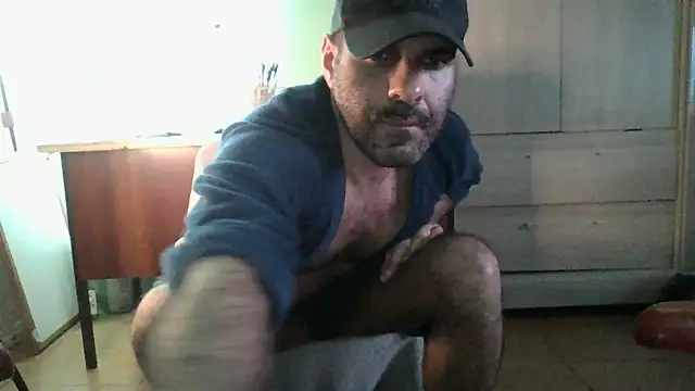 Snapshot of MILITARS chatting on 07-02-26, 03:23 MILITARS online show from 07-02-26, 03:23