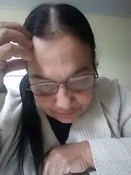 Snapshot of catdool chatting on 10-20-25, 10:49 catdool online show from 10-20-25, 10:49