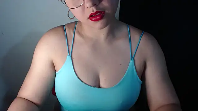 Snapshot of lizbodu chatting on 05-16-26, 10:53 lizbodu online show from 05-16-26, 10:53