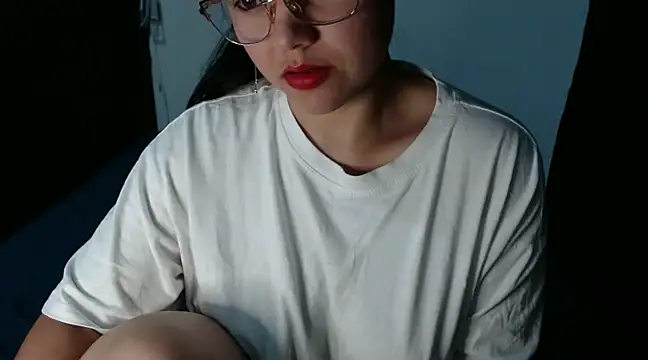 Snapshot of lizbodu chatting on 02-18-25, 01:32 lizbodu online show from 02-18-25, 01:32