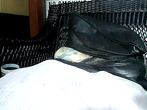 HungHawaiian808xh online show from 02-28-25, 12:54