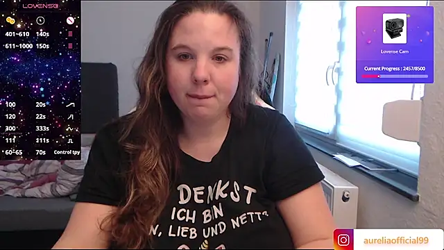 AureliaWinter online show from 10-30-25, 06:55