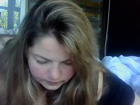 Snapshot of cute__cherry chatting on 06-21-26, 03:40 cute cherry online show from 06-21-26, 03:40