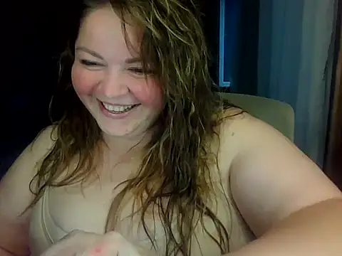 Snapshot of cute__cherry chatting on 05-31-26, 05:08 cute cherry online show from 05-31-26, 05:08