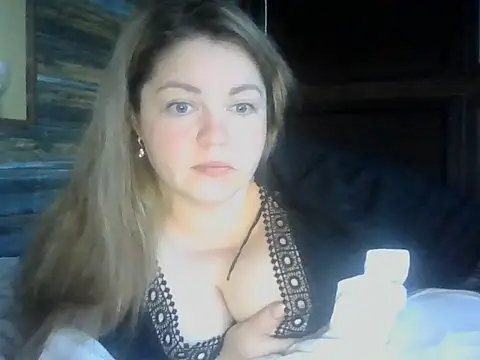 Snapshot of cute__cherry chatting on 06-22-26, 05:43 cute cherry online show from 06-22-26, 05:43
