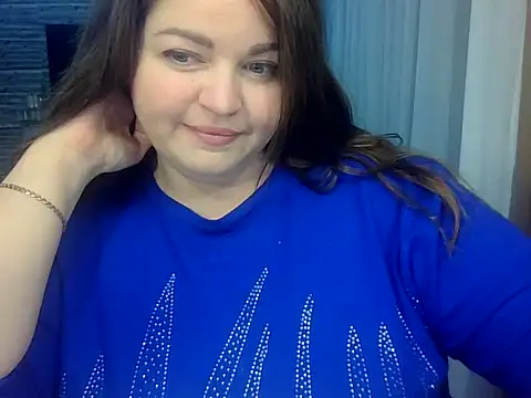 Snapshot of cute__cherry chatting on 02-12-26, 09:36 cute cherry online show from 02-12-26, 09:36