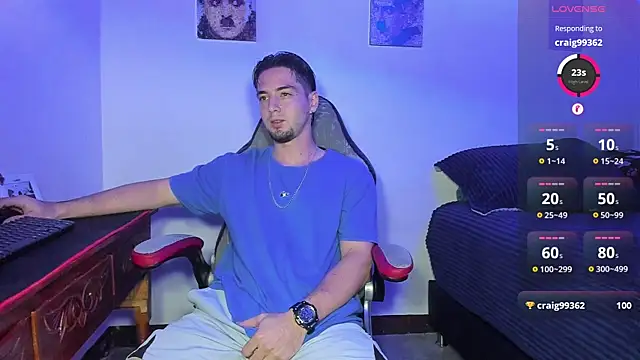 Snapshot of Alex_smith00 chatting on 10-14-25, 11:14 Alex smith00 online show from 10-14-25, 11:14