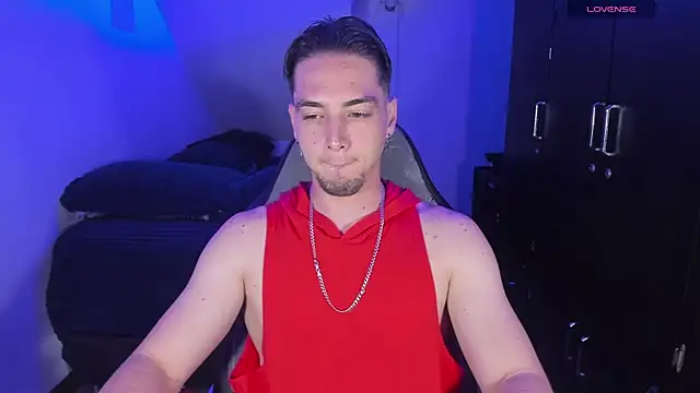 Snapshot of Alex_smith00 chatting on 10-05-25, 09:49 Alex smith00 online show from 10-05-25, 09:49