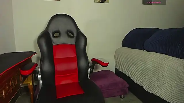 Snapshot of Alex_smith00 chatting on 03-14-25, 12:54 Alex smith00 online show from 03-14-25, 12:54