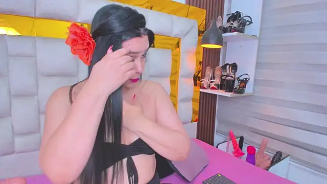 bigass monic online show from 11-08-25, 03:43