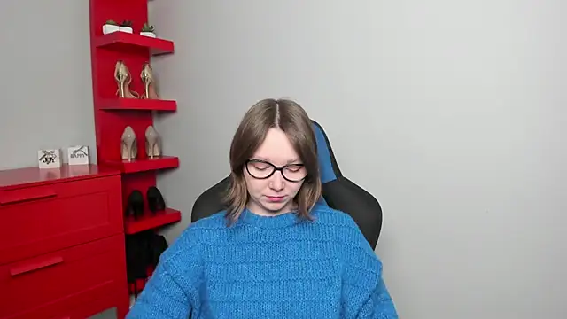 Cookie zoe online show from 12-23-25, 06:34