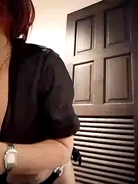 Snapshot of AmyVR chatting on 09-09-25, 11:14 AmyVR online show from 09-09-25, 11:14