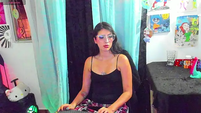 Cherrypieuwu online show from 05-28-26, 03:58