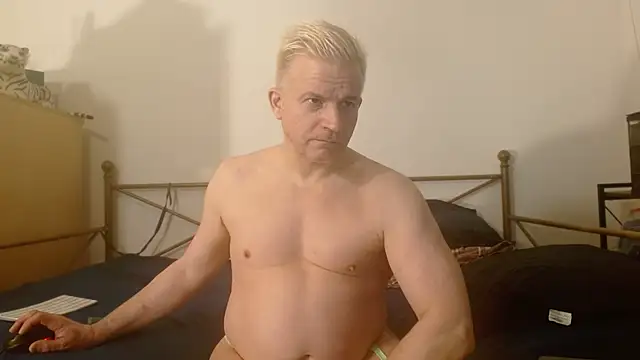 Dragonnycxh online show from 11-10-25, 05:01