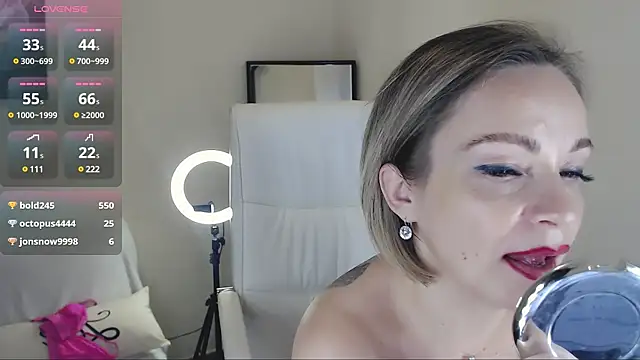 Snapshot of Tilly_Eliot chatting on 03-07-25, 10:21 Tilly Eliot online show from 03-07-25, 10:21