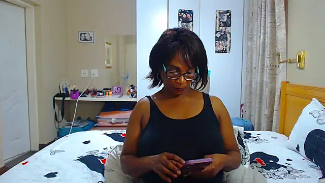 Hotgrannyx online show from 03-12-25, 03:40