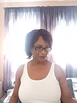 Snapshot of Hotgrannyx chatting on 06-12-26, 09:51 Hotgrannyx online show from 06-12-26, 09:51