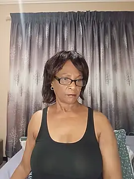 Snapshot of Hotgrannyx chatting on 06-21-26, 05:30 Hotgrannyx online show from 06-21-26, 05:30