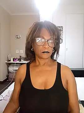 Hotgrannyx online show from 10-17-25, 04:05
