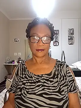 Hotgrannyx online show from 09-26-25, 01:56