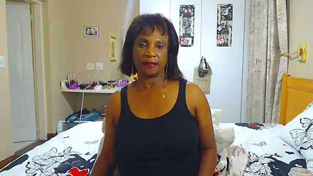 Hotgrannyx online show from 02-23-25, 06:56