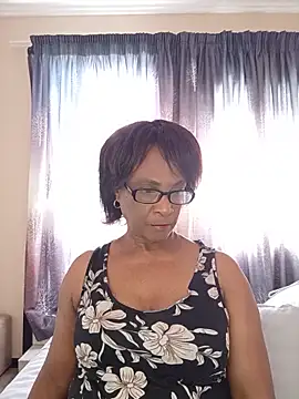 Snapshot of Hotgrannyx chatting on 06-05-26, 11:16 Hotgrannyx online show from 06-05-26, 11:16