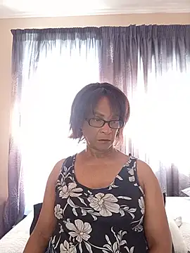 Snapshot of Hotgrannyx chatting on 07-23-26, 10:01 Hotgrannyx online show from 07-23-26, 10:01