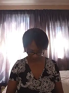 Snapshot of Hotgrannyx chatting on 05-15-26, 08:23 Hotgrannyx online show from 05-15-26, 08:23