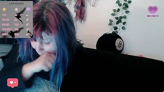 Psychobitch7 online show from 10-30-25, 09:33