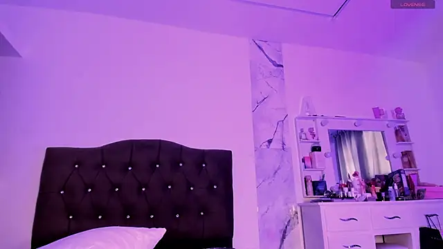 alysson 18 online show from 07-18-26, 01:09