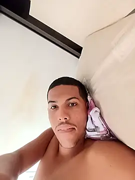 Vinicius5890 online show from 04-23-26, 05:58