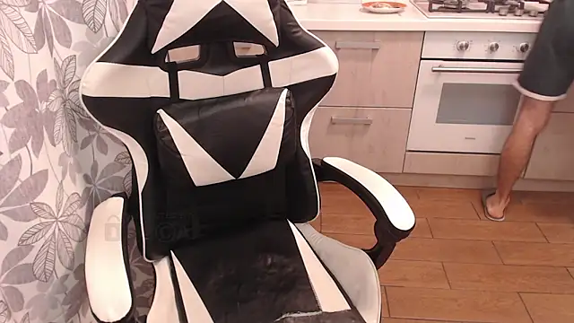 Mandarin4ks online show from 03-27-26, 11:00