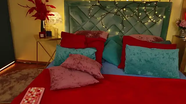 Dalia Lavish online show from 03-09-26, 12:58