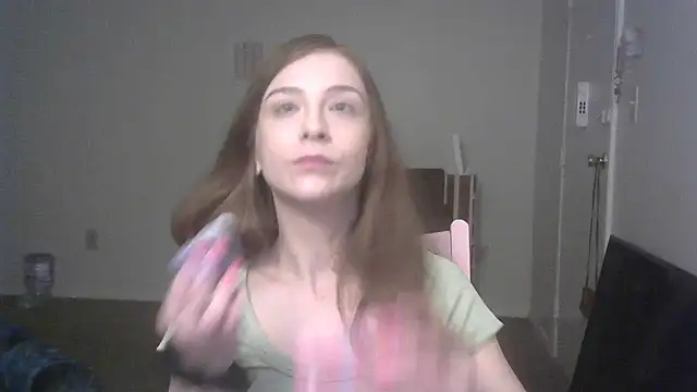 Snapshot of persephone332 chatting on 05-10-26, 10:19 persephone332 online show from 05-10-26, 10:19