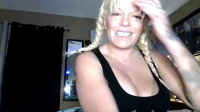marilyn420 online show from 11-27-25, 05:41