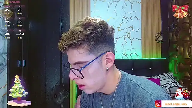 angel sexyevil online show from 12-17-25, 12:21