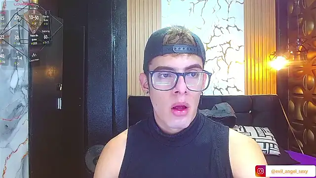 angel sexyevil online show from 01-08-26, 12:22