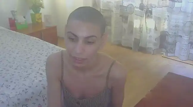 Snapshot of hotSANDRA_STARR chatting on 03-06-25, 03:35 hotSANDRA STARR online show from 03-06-25, 03:35