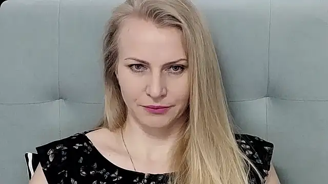 K  Adrienne online show from 02-13-26, 06:46