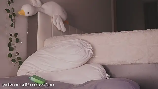 Snapshot of liassmolly1_couple chatting on 02-01-25, 04:11 liassmolly1 couple online show from 02-01-25, 04:11