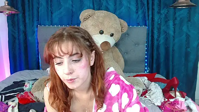 Snapshot of sarah_lovesu chatting on 03-14-25, 11:43 sarah lovesu online show from 03-14-25, 11:43