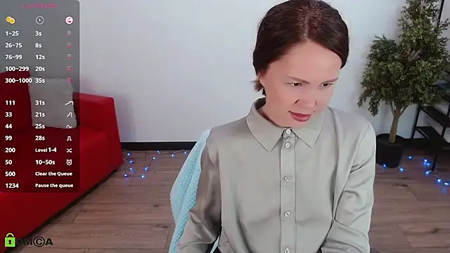 Snapshot of VickyGolden chatting on 05-24-26, 05:18 VickyGolden online show from 05-24-26, 05:18