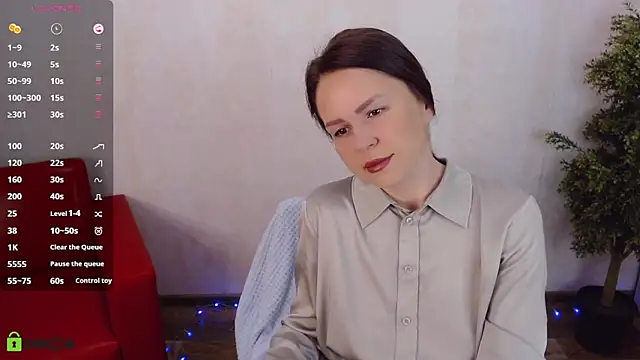 Snapshot of VickyGolden chatting on 02-18-26, 05:05 VickyGolden online show from 02-18-26, 05:05