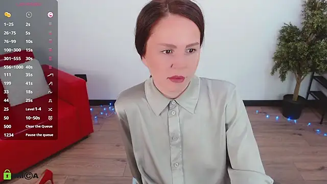 Snapshot of VickyGolden chatting on 05-10-26, 05:00 VickyGolden online show from 05-10-26, 05:00