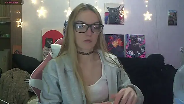 SecretSophia online show from 02-01-26, 10:30