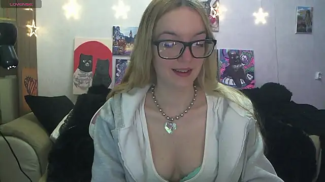 SecretSophia online show from 01-13-26, 05:39