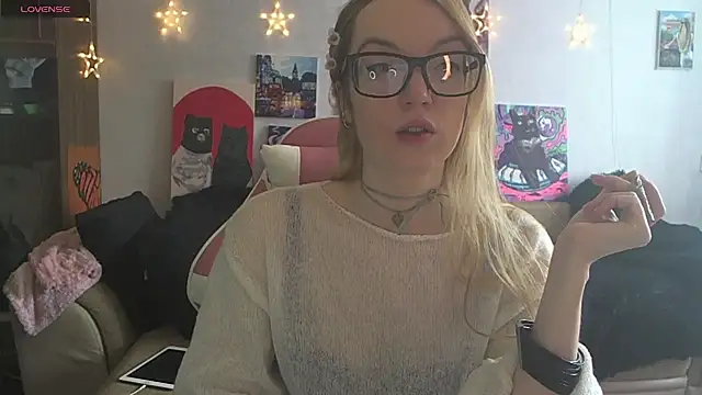 SecretSophia online show from 02-23-26, 10:27