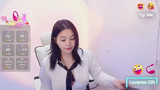 small Eva online show from 01-15-26, 02:09